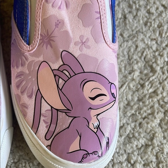 LILO and angel slip on canvas shoes. - Picture 10 of 10